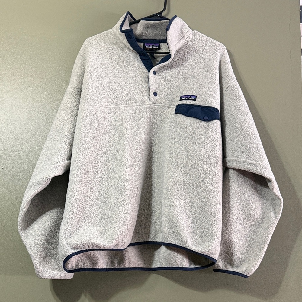 Patagonia Heather Gray Fleece with Navy Details